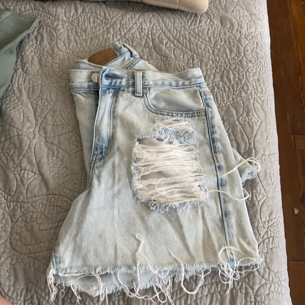 American Eagle distressed mom shorts